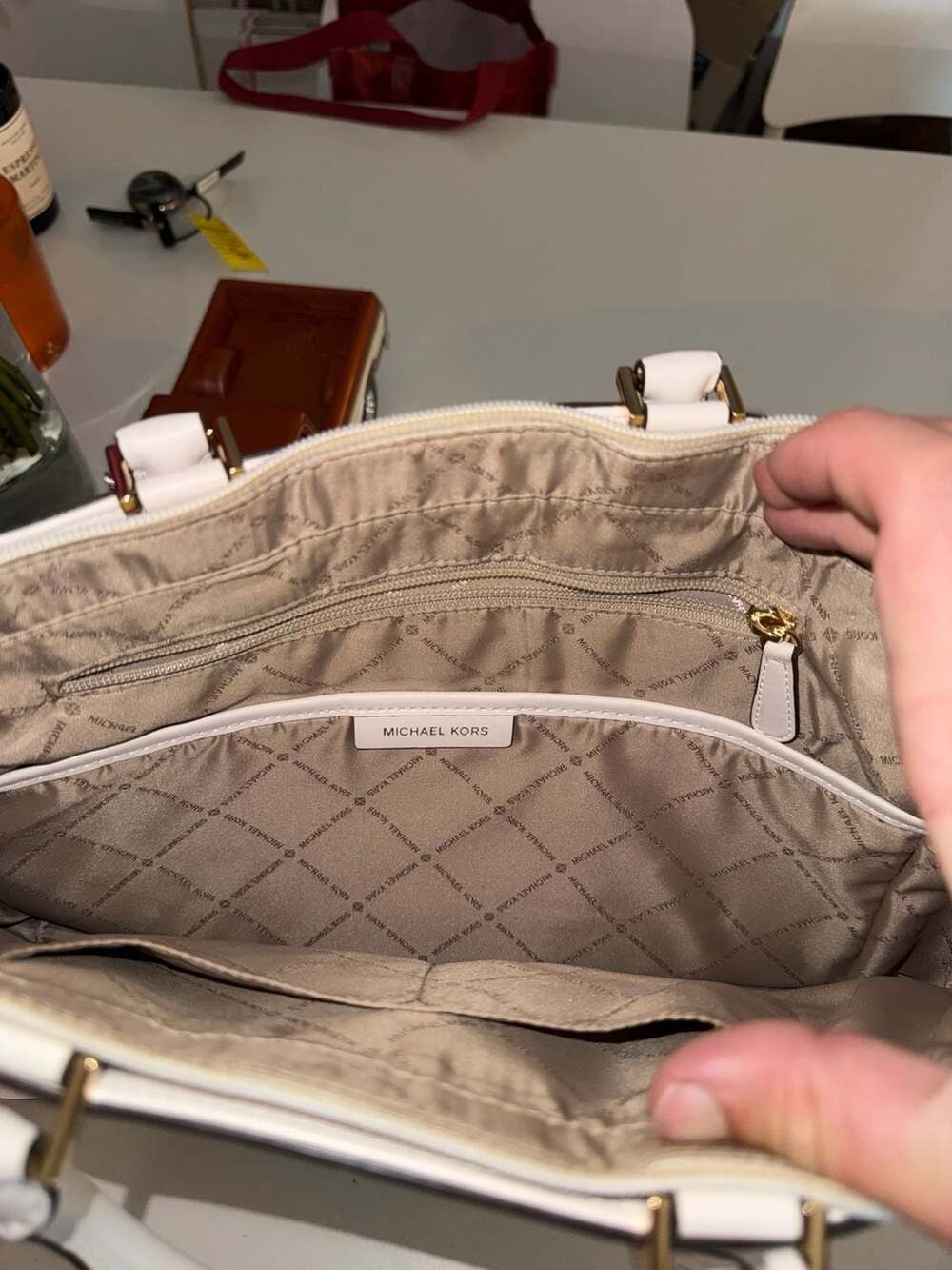 Michael Kors Jessie Large Optic White Pebbled Leather Satchel Tote Bag - Picture 7 of 8